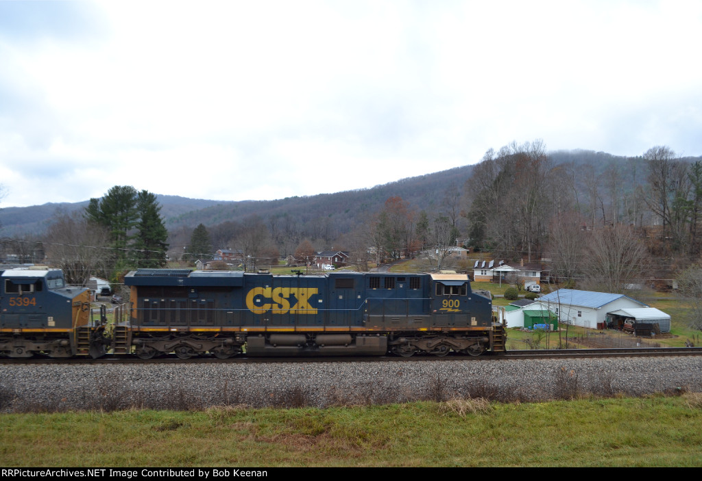 CSX 900